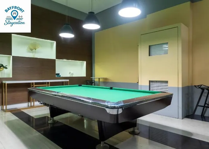 Apartment Modern 1br In Pasay With Balcony View Free Swimming Pool Near Naia Airport, Picc, Ccp, Moa *