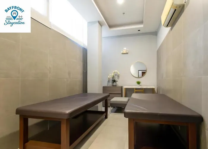 Modern 1br In Pasay With Balcony View Free Swimming Pool Near Naia Airport, Picc, Ccp, Moa Apartment