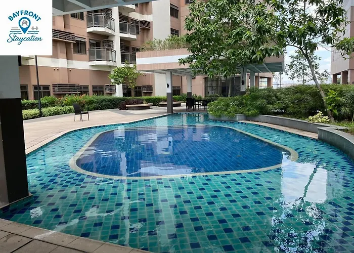 Modern 1br In Pasay With Balcony View Free Swimming Pool Near Naia Airport, Picc, Ccp, Moa Apartment Manila